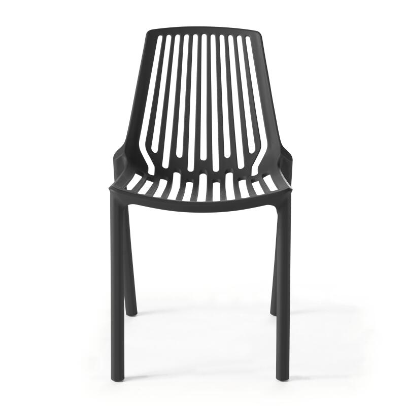Silla de jardín de plástico con diseño perforado