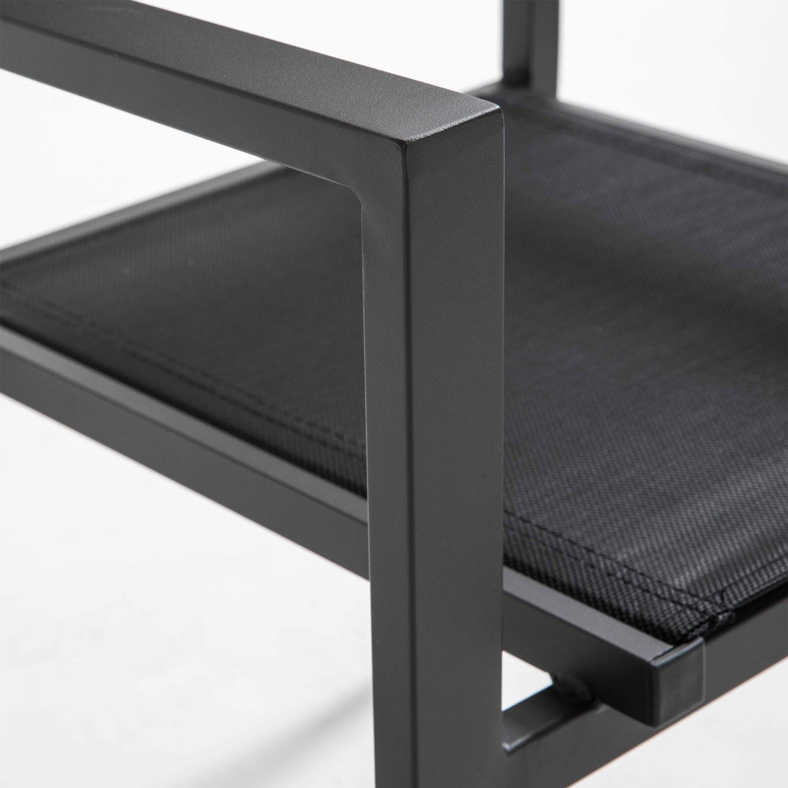 2 sillas de jardín con reposabrazos negras de aluminio y textileno