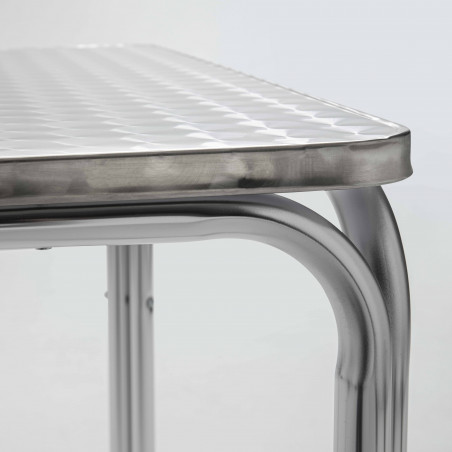 Zoom mesa bistro cuadrada de aluminio