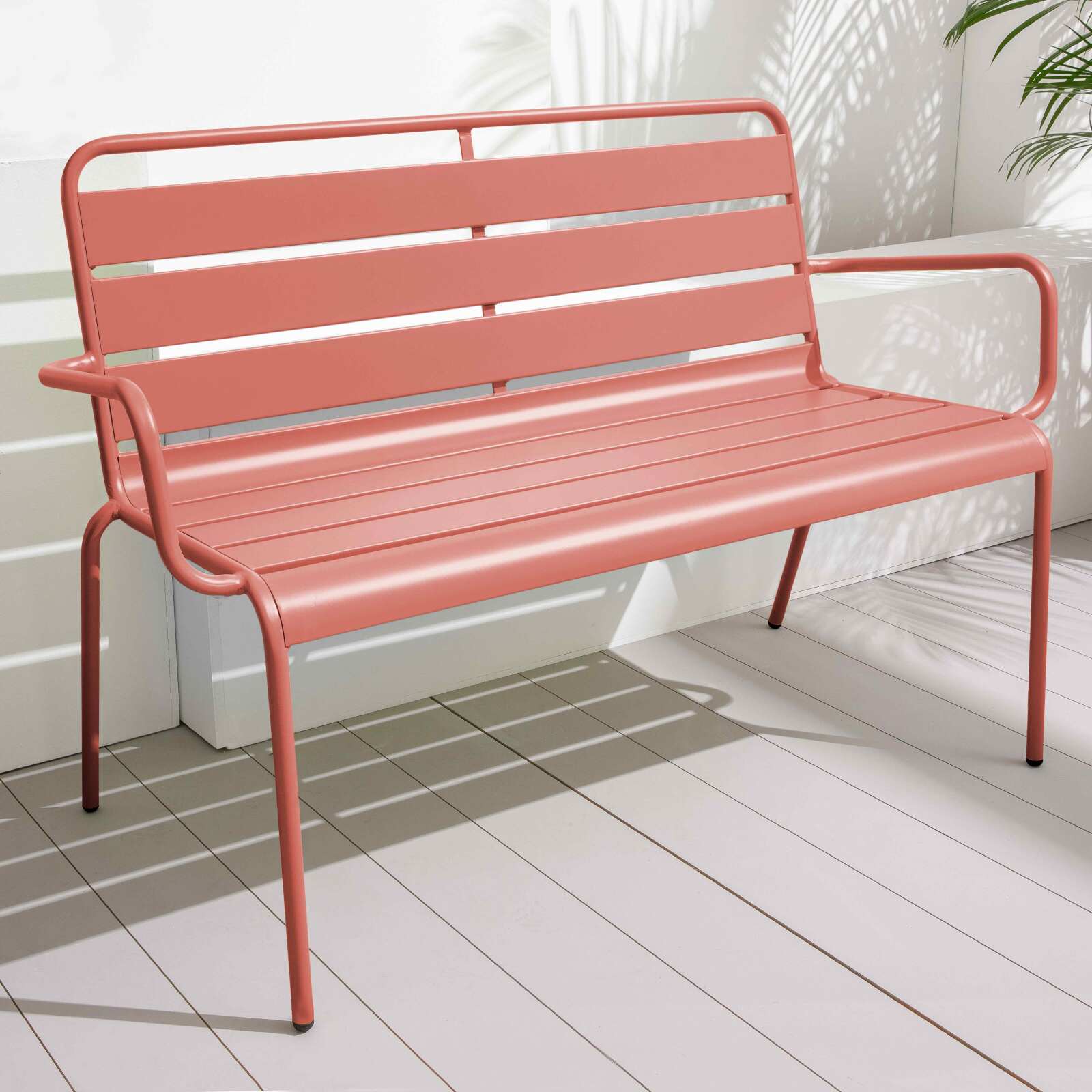 Banco de jardín de metal