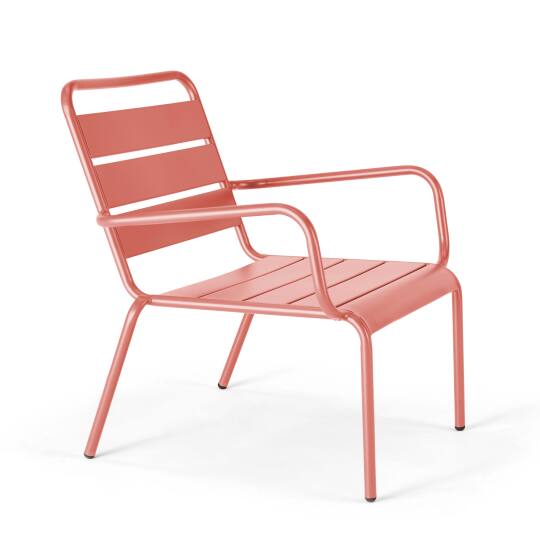 Sillón bajo de metal