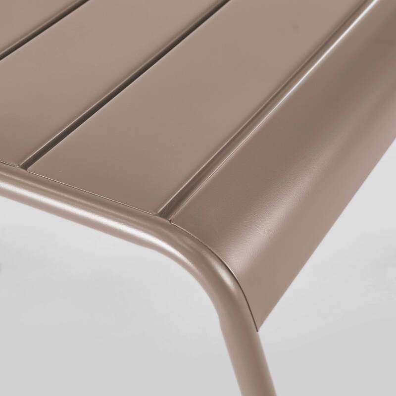 Reposapiés de metal (3/5)