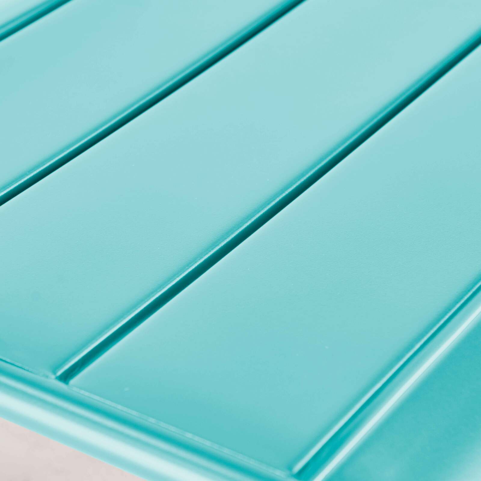 Reposapiés de metal