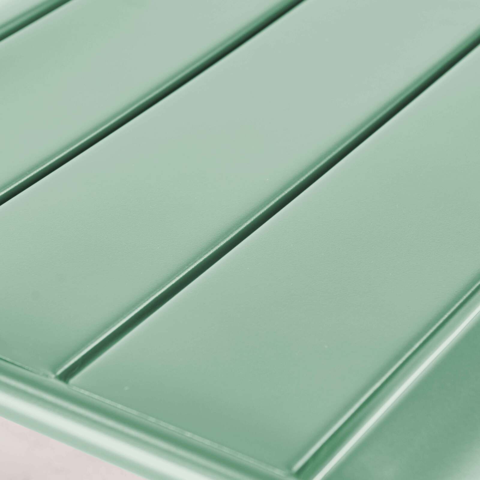 Reposapiés de metal