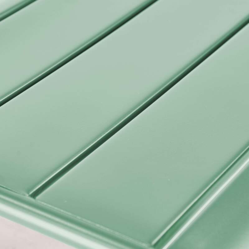 Reposapiés de metal