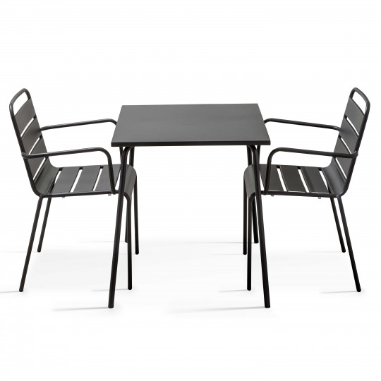 Mesa de jardín cuadrada 70 x 70 cm y 2 sillas de metal apilables con reposabrazos (1/1)