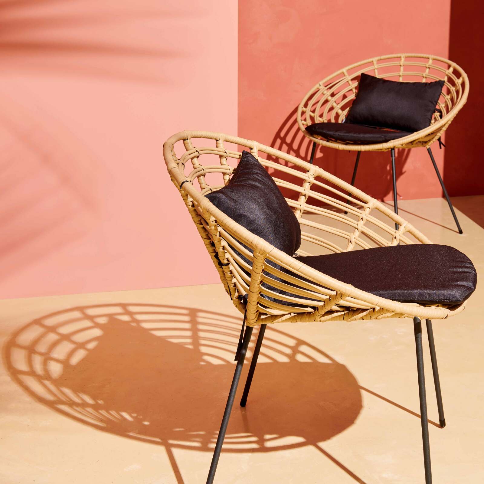 Lote de 2 sillones de jardín redondos de ratán sintético