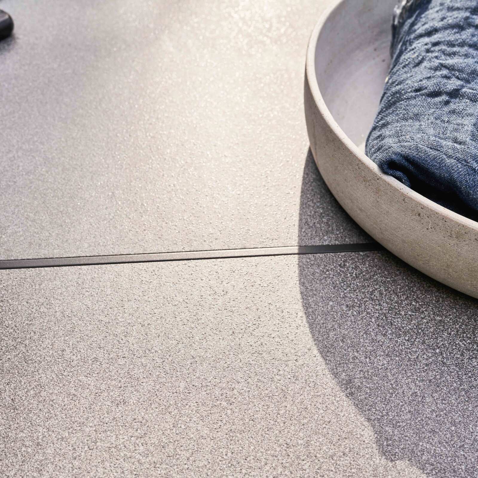 Mesa de jardín con tablero de cerámica con efecto de hormigón encerado (182 x 121 x 74 cm)