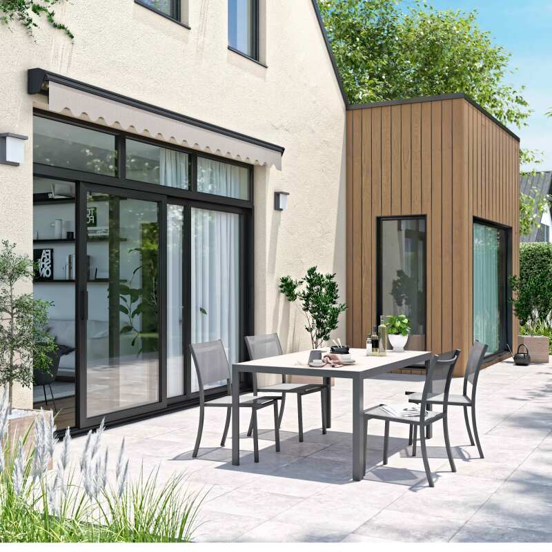 Toldo de campaña motorizada con caja semi-integral de 3 x 4 m