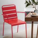 Silla de metal con reposabrazos estilo industrial