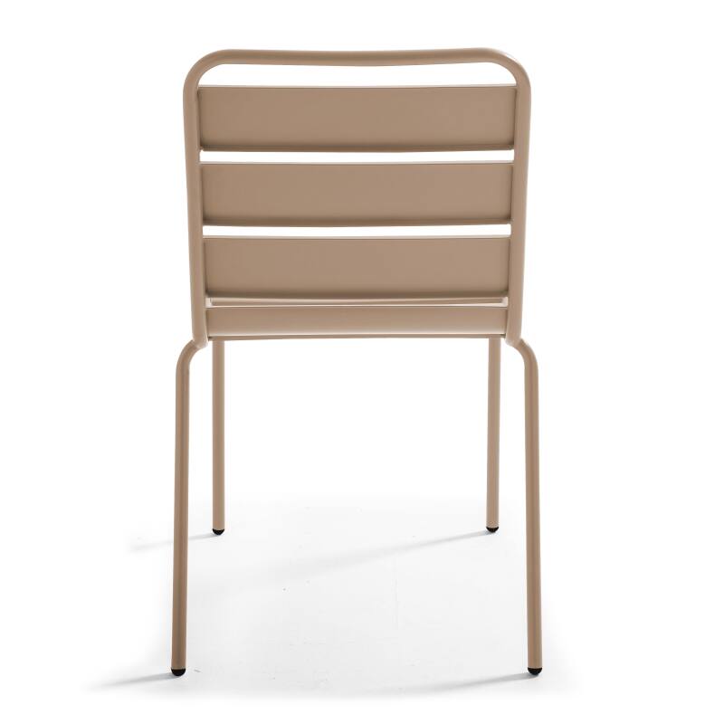 Silla de metal estilo industrial (3/5)