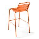 Silla alta de metal estilo industrial
