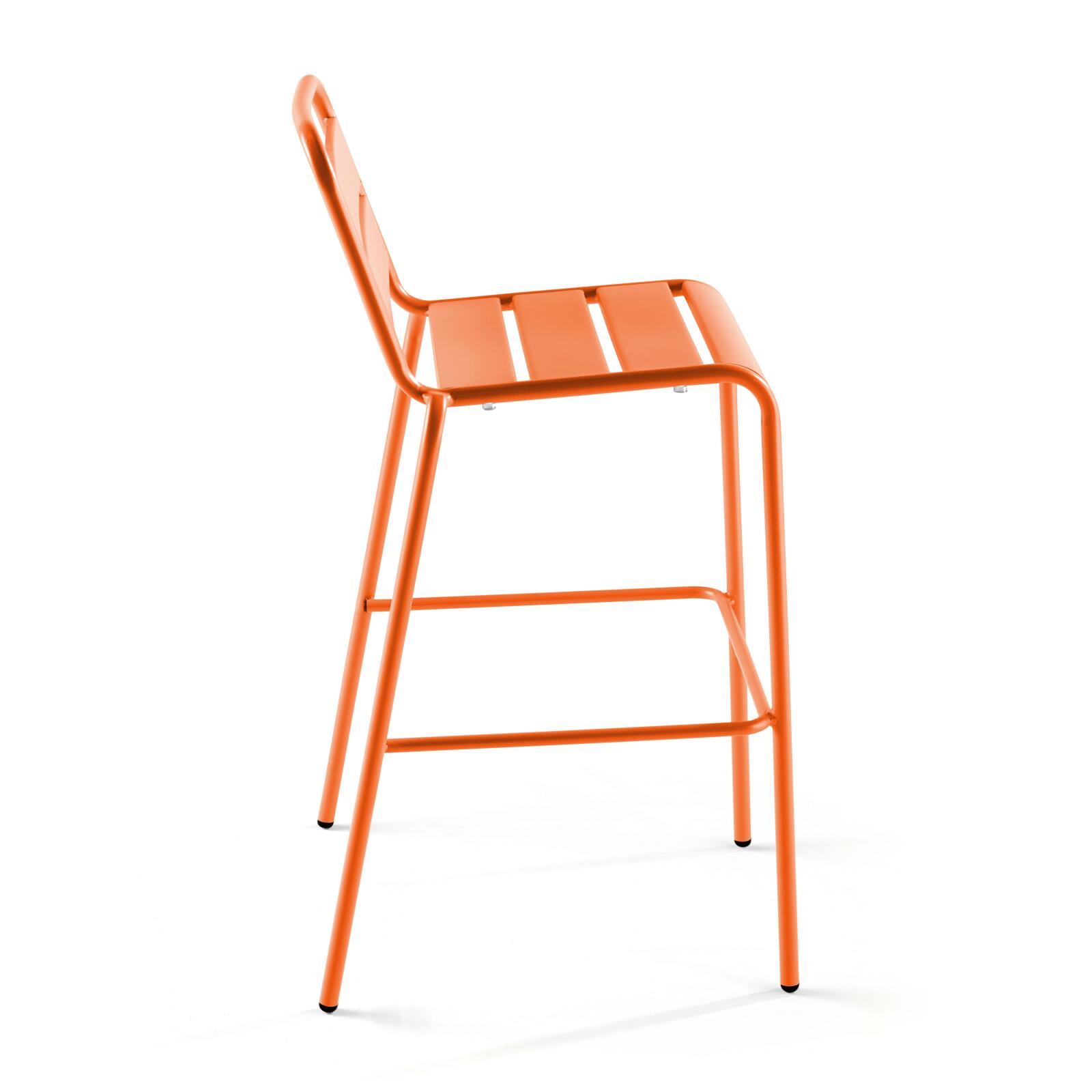 Silla alta de metal estilo industrial