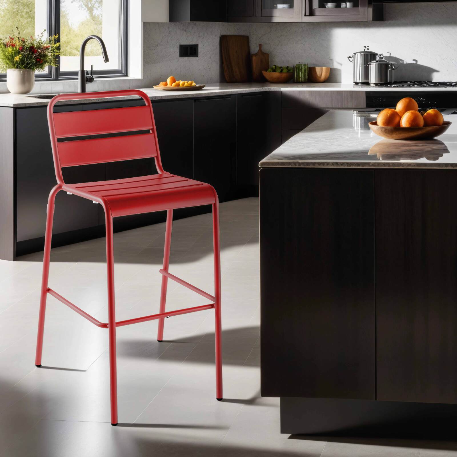 Silla alta de metal estilo industrial