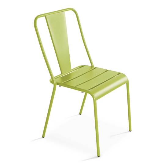 Silla de metal de bistró