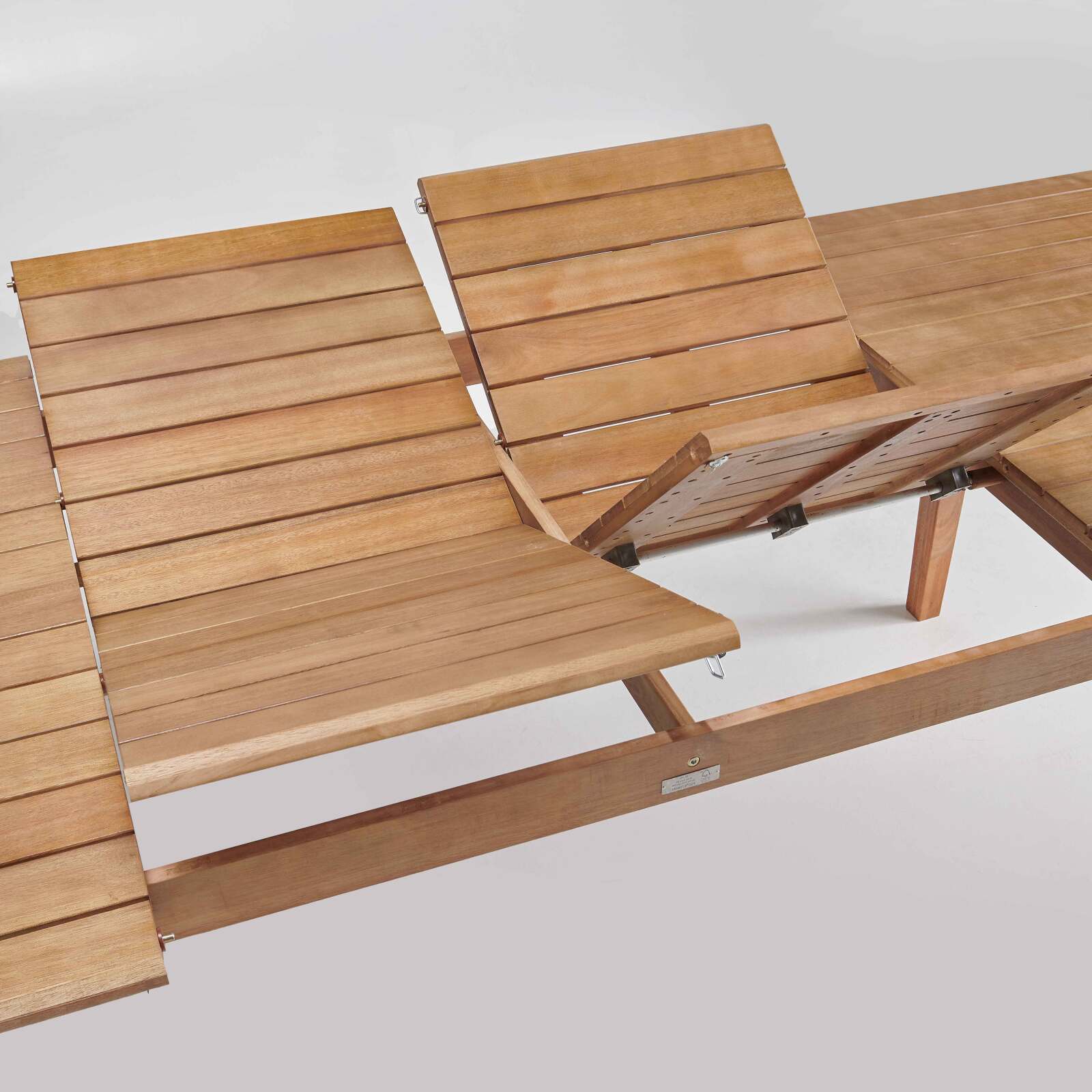 Mesa de jardín rectangular extensible con 8 sillas y 2 sillas con reposabrazos de eucalipto FSC®