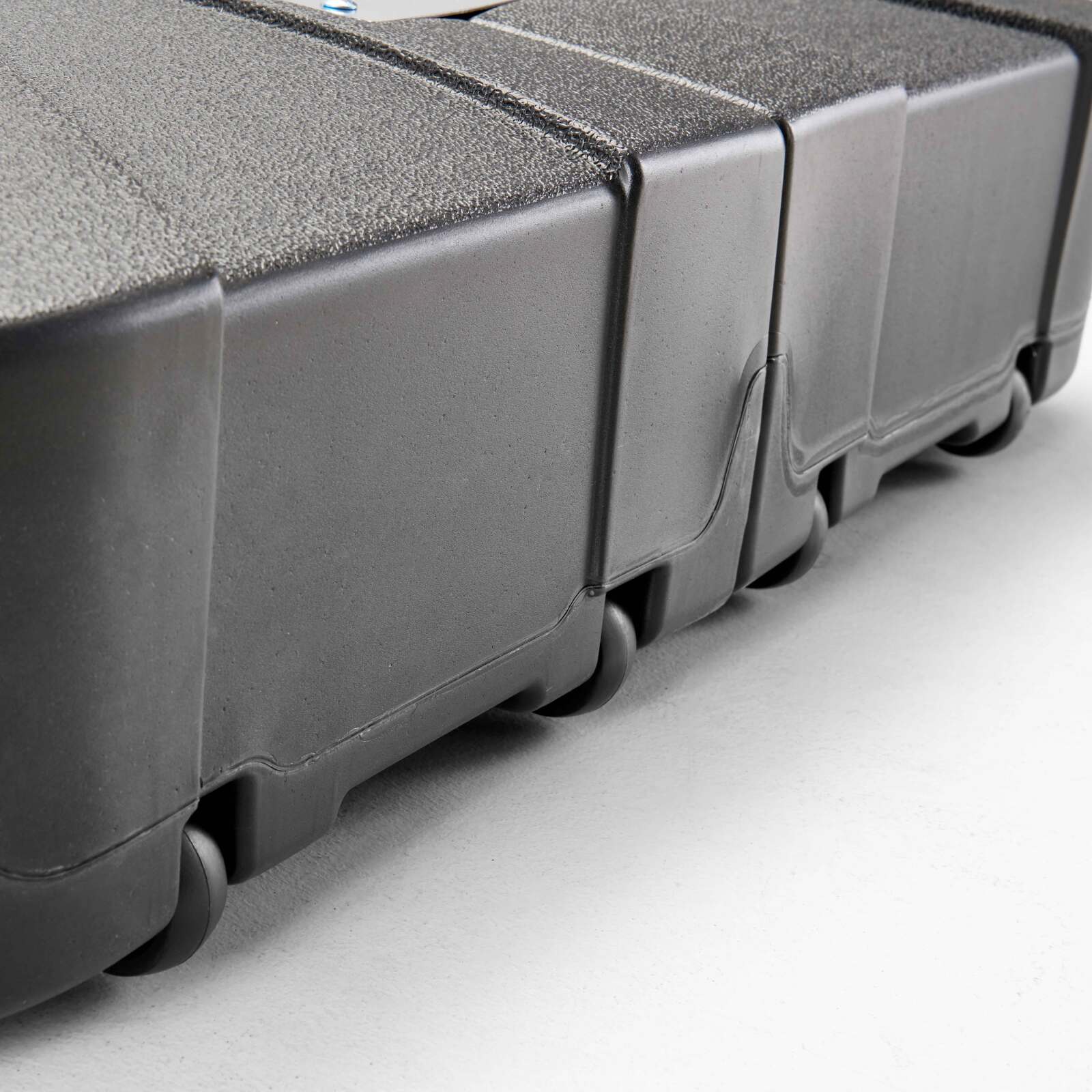 Sombrilla desplazado de conjunto (4 x 3m) + base con ruedas de 100L para contrapesar