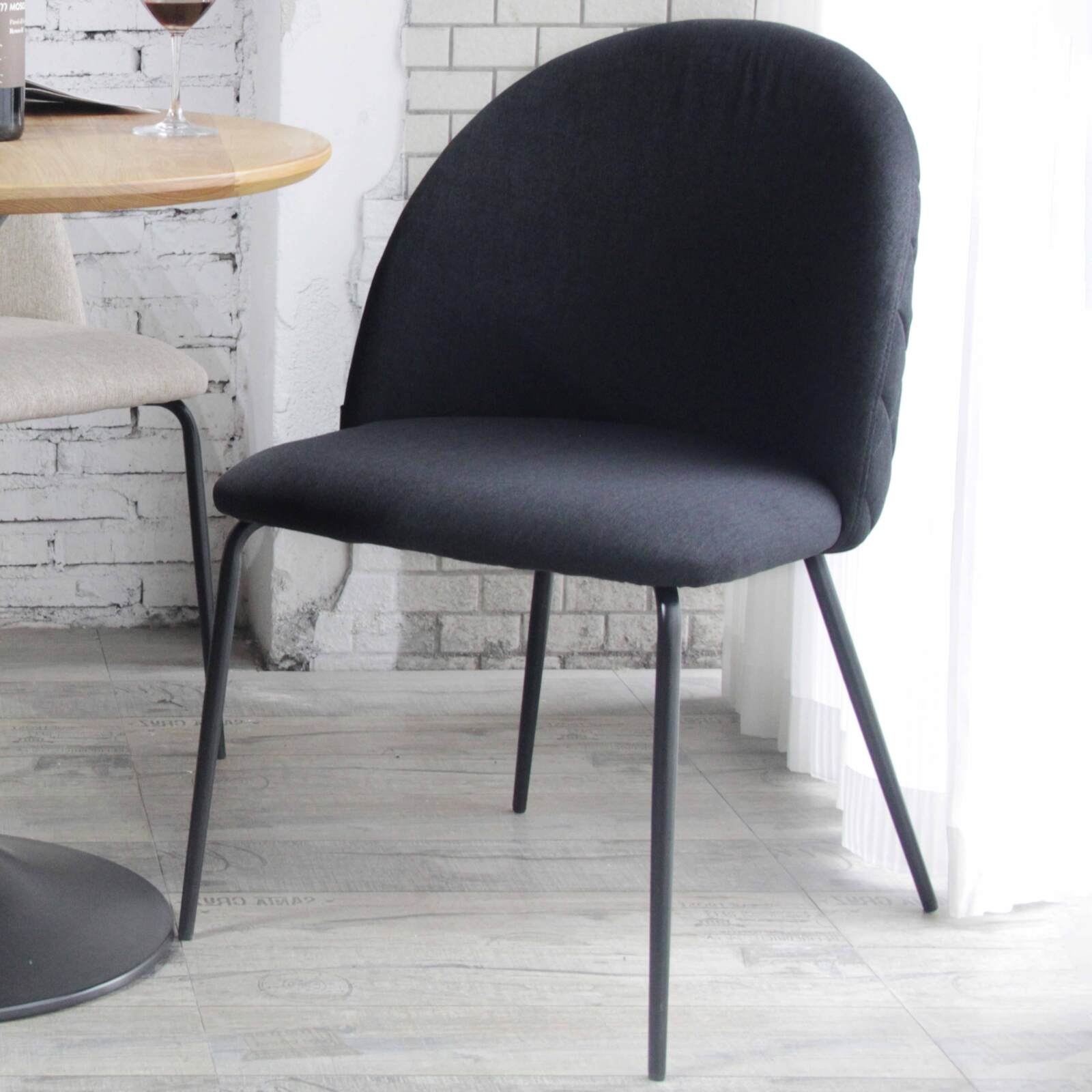 Lote de 4 sillas de tela y madera FSC®