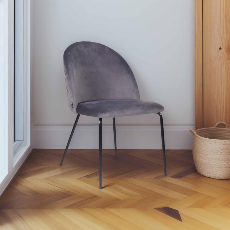 Lote de 4 sillas de terciopelo y madera FSC®