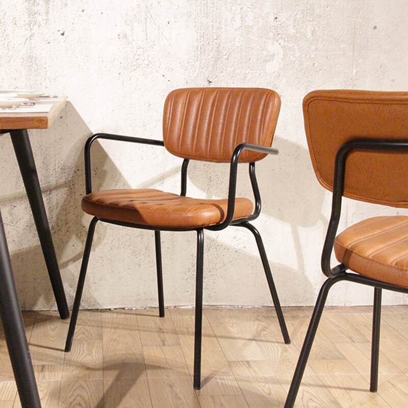 Lote de 2 sillas con reposabrazos de tela recubierta y madera FSC®