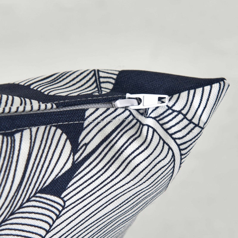 Zoom cojín de exterior estampado AZUL Y BLANCO