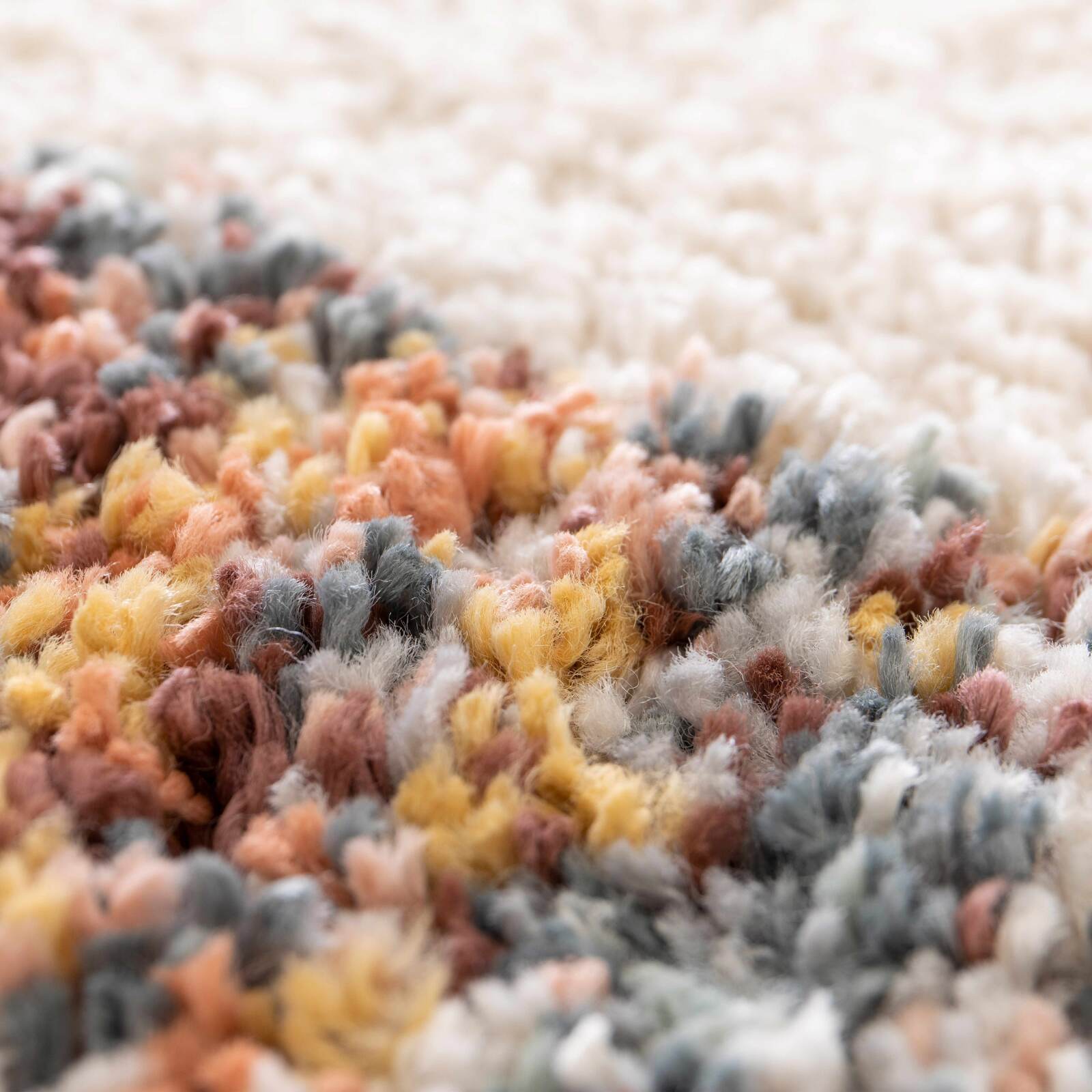 Alfombra rectangular de polipropileno con pelo largo y diseño étnico Alfombra rectangular de polipropileno con pelo largo y diseño étnico