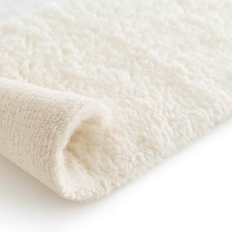 Alfombra rectangular de lana con diseño tejido a mano de pelo corto
