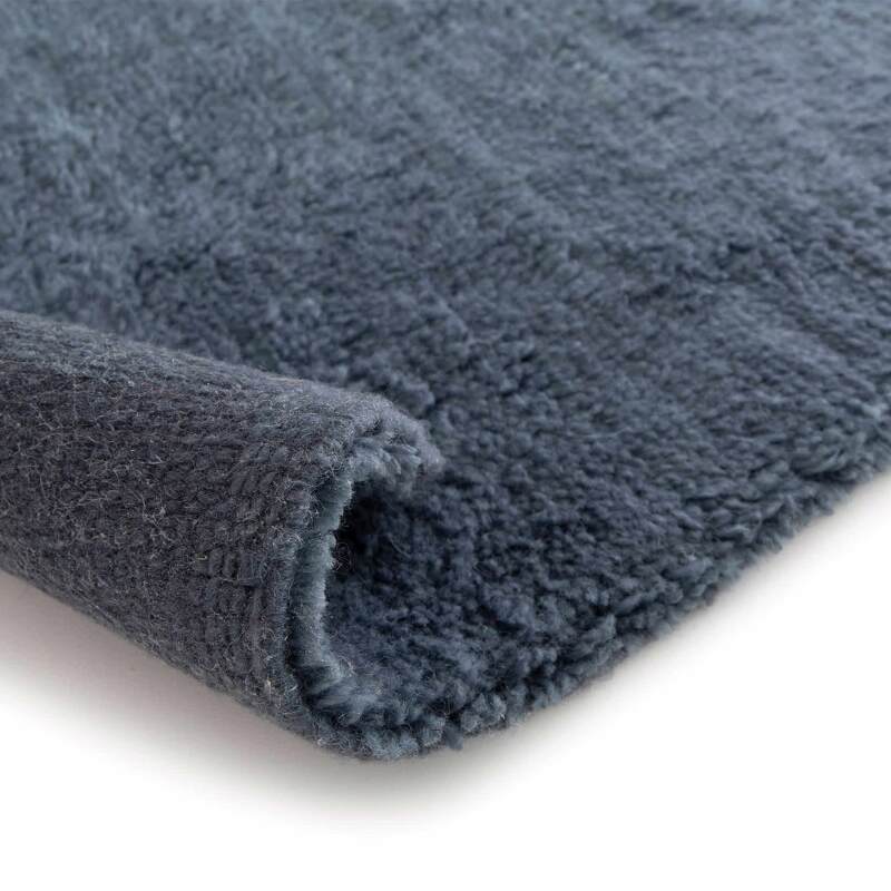 Alfombra rectangular de lana con diseño tejido a mano de pelo corto