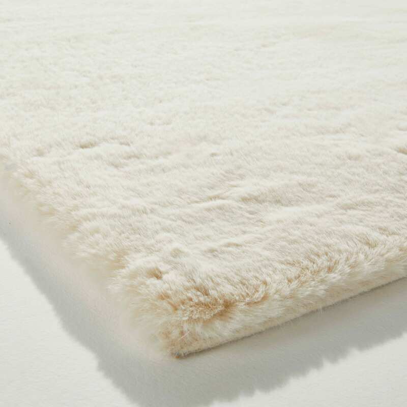 Alfombra rectangular de pelo largo de imitación de piel (2/4)