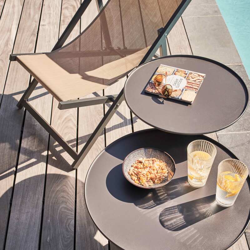 Lote de 2 mesas bajas redondas de jardín (6/7)