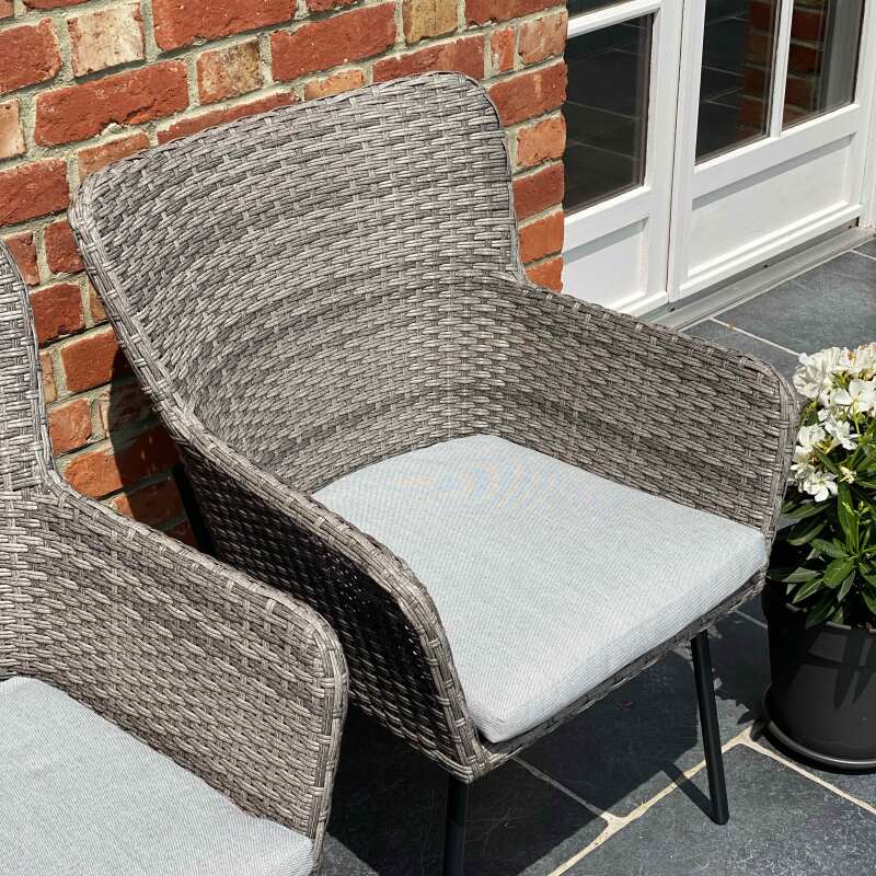 Lote de 2 sillones de jardín de resina trenzada