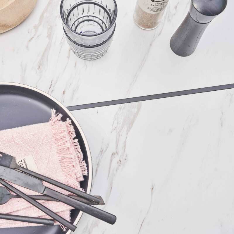 Mesa de jardín de cerámica con efecto mármol (182 x 121 x 74 cm) (3/7)