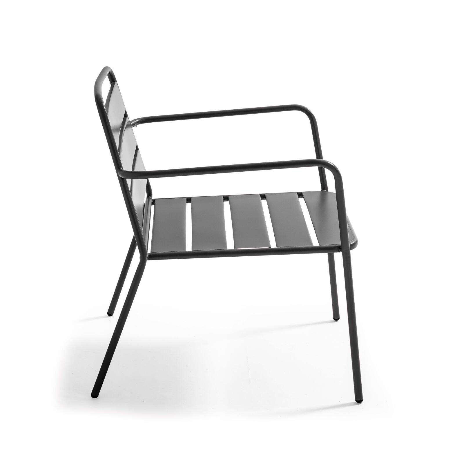 Silla de jardín baja de metal