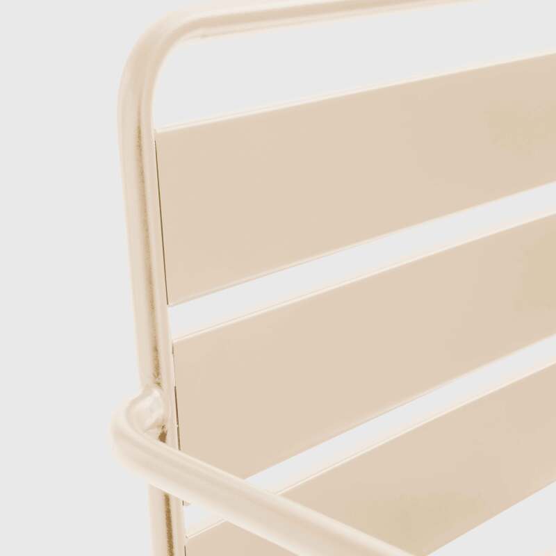 Silla de jardín baja de metal (3/5)