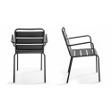 Silla de metal industrial gris