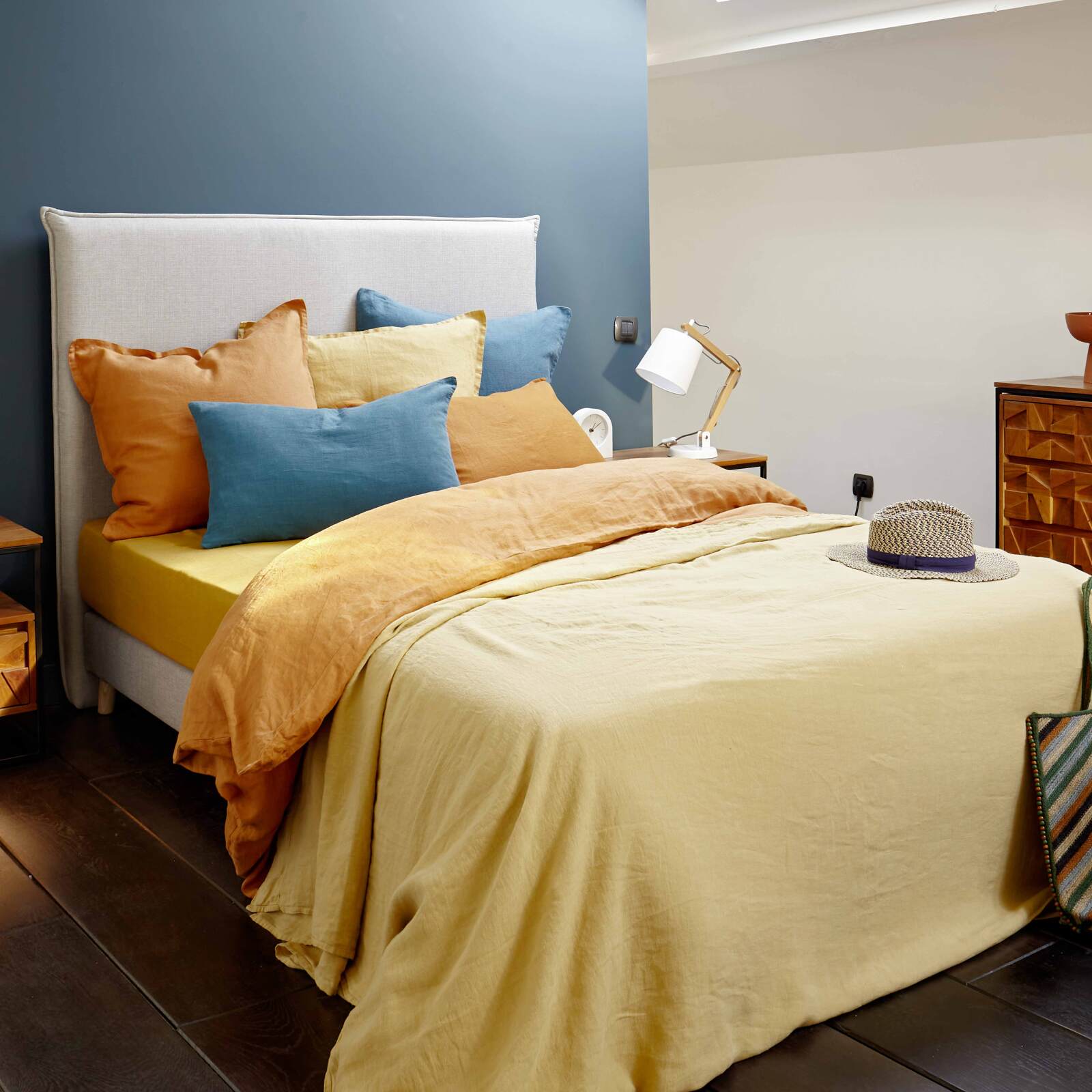 Cabecero de cama de tejido Maja