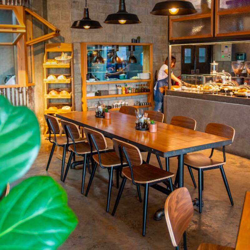 Lote de 2 sillas de madera FSC®