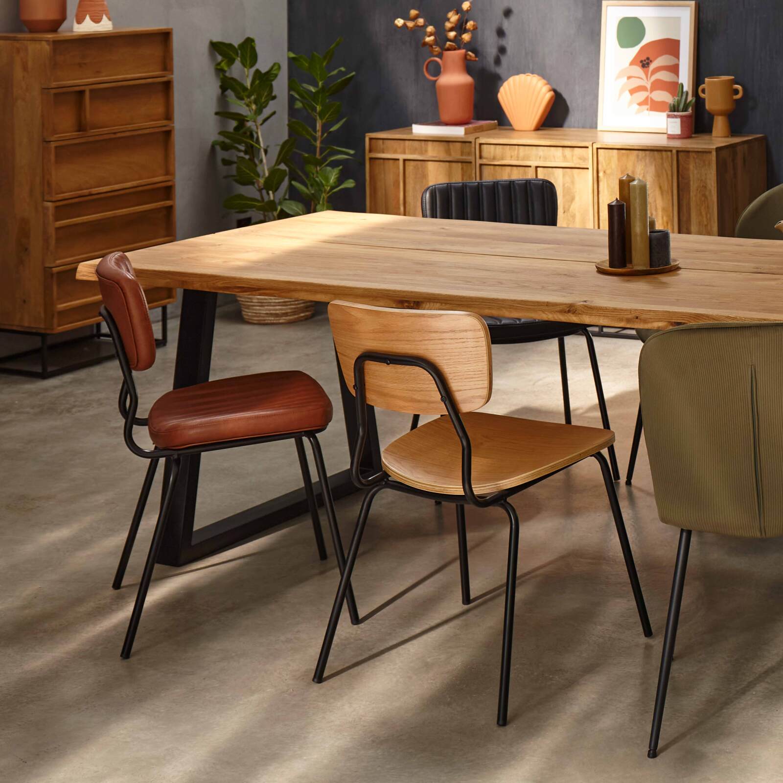 Lote de 2 sillas vintage de madera FSC® Lote de 2 sillas vintage de madera FSC®