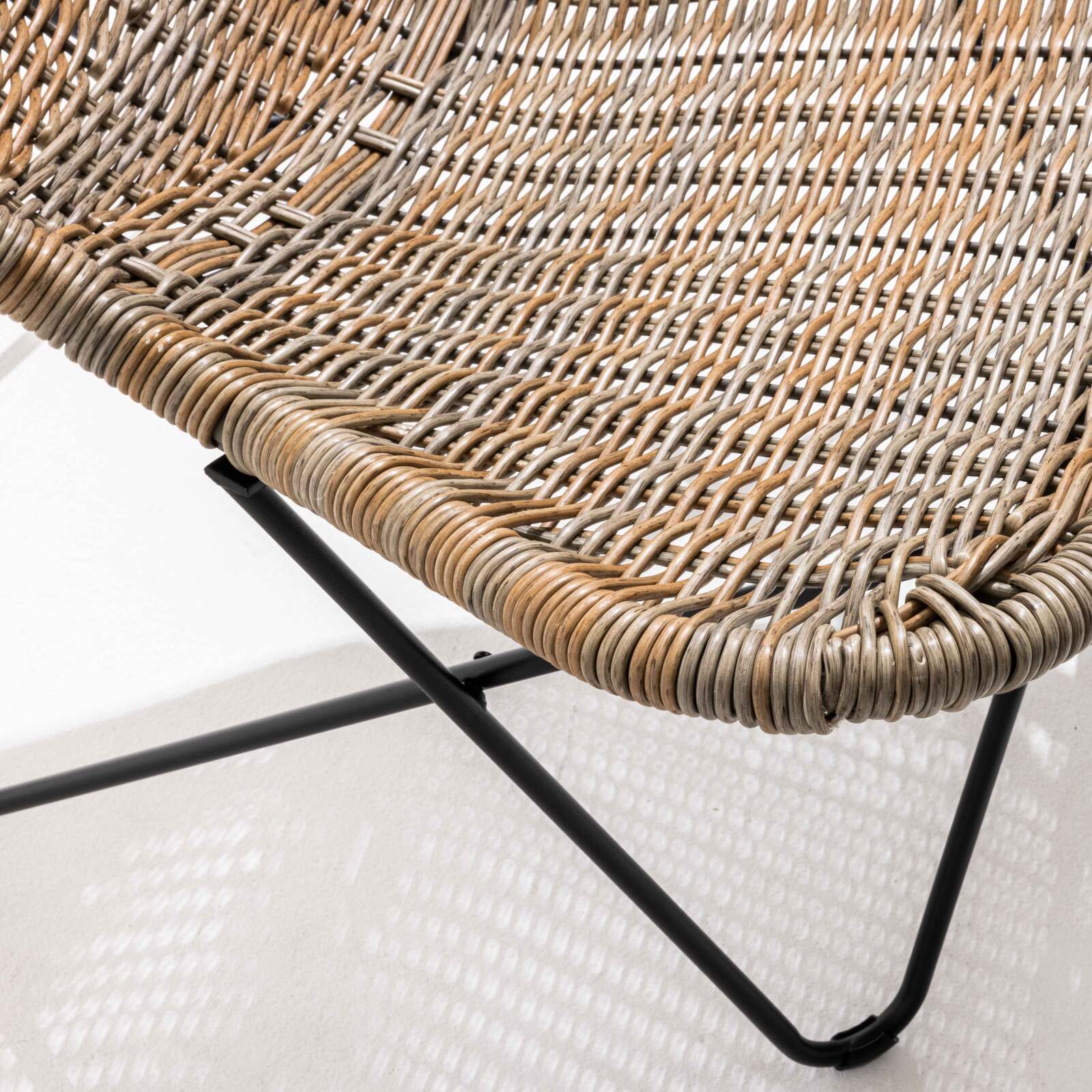 Lote de 2 sillones de jardín de resina trenzada Lote de 2 sillones de jardín de resina trenzada