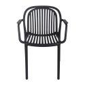 Silla de terraza de plástico con reposabrazos