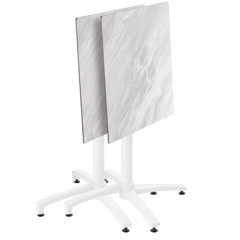 Mesa reclinable laminada de 70x70 cm con pie blanco y sillas de metal