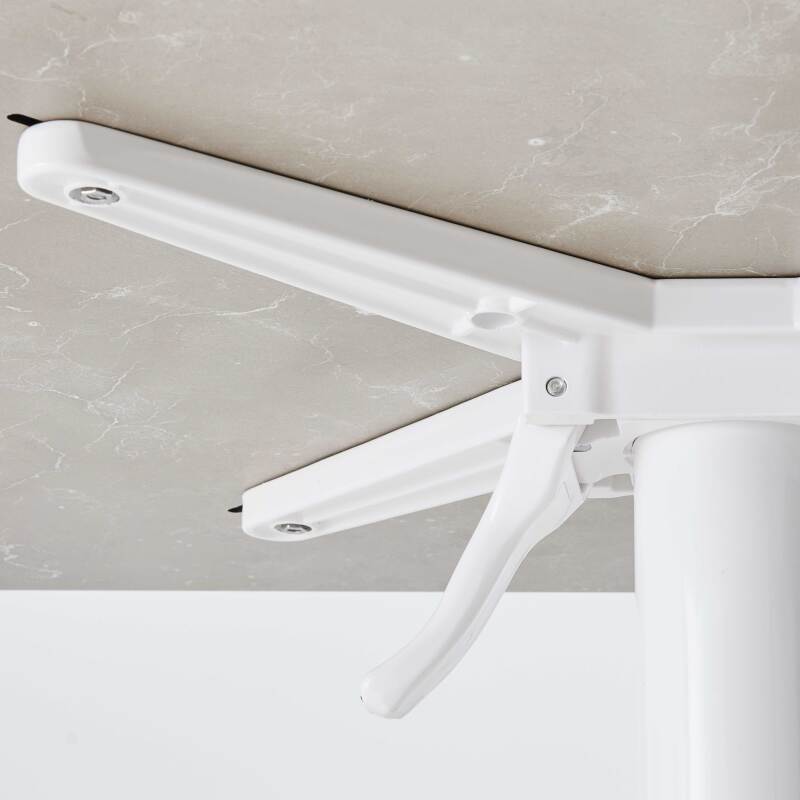 Mesa reclinable laminada de 70x70 cm con pie blanco y sillas de metal