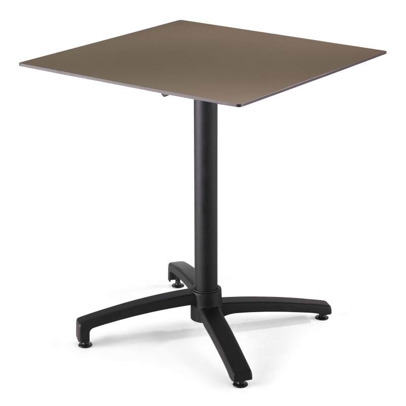 Mesa reclinable laminada de 70x70 cm con pie negro y sillas de metal