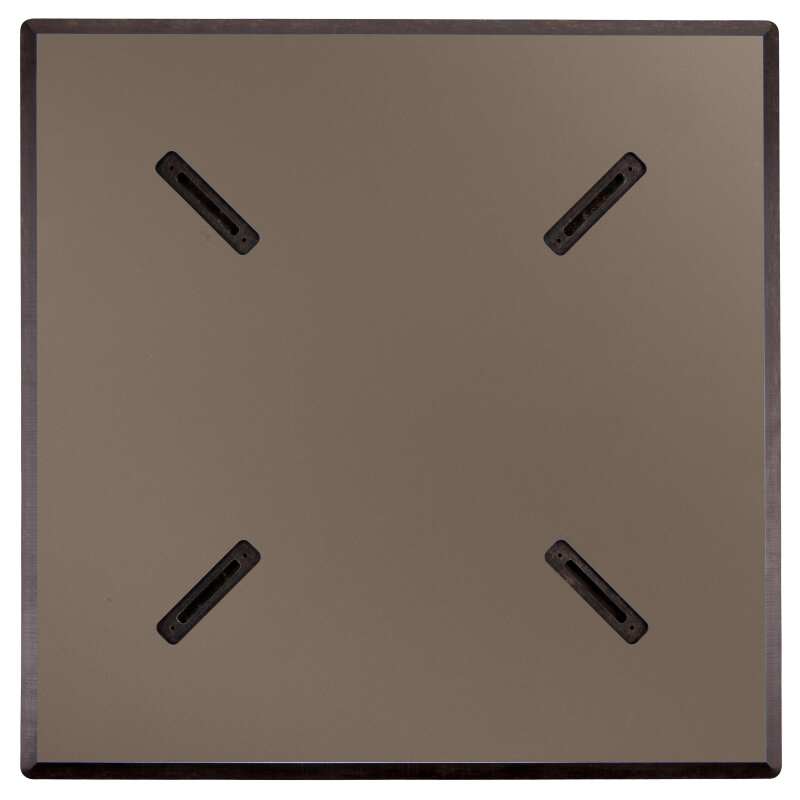 Mesa reclinable laminada de 70x70 cm con pie negro y sillas de metal