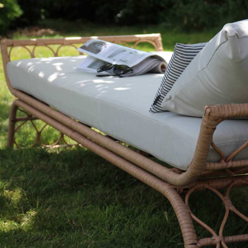 Sofá de jardín de ratán sintético