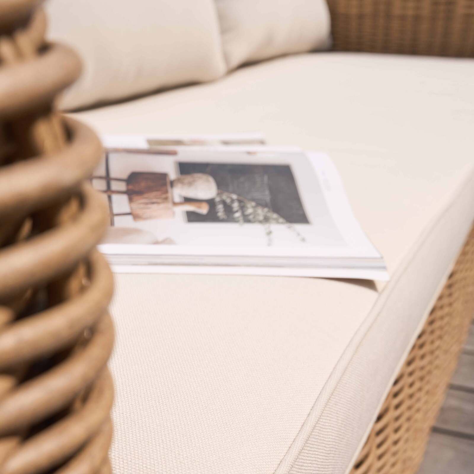 Salón de jardín de 6 plazas en resina trenzada Salón de jardín de 6 plazas en resina trenzada