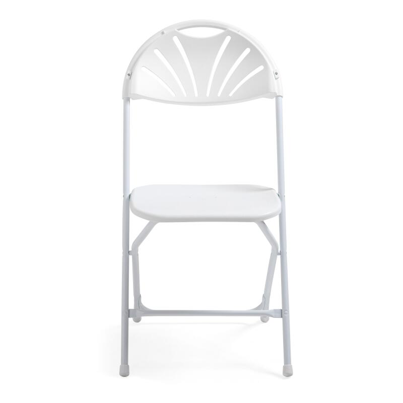 Silla de recepción plegable de plástico blanca.