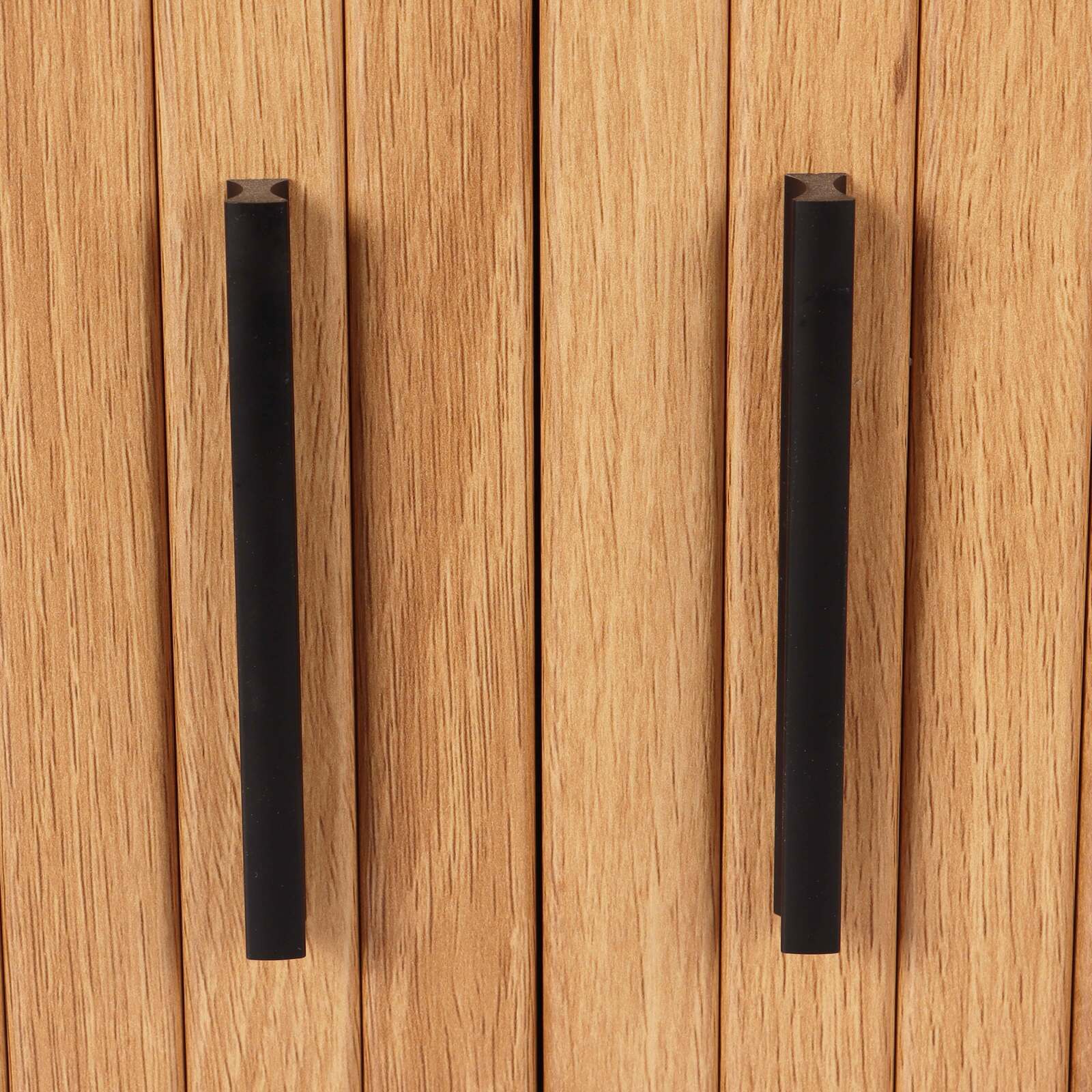 Aparador de 2 puertas en melamina y acero 140 cm