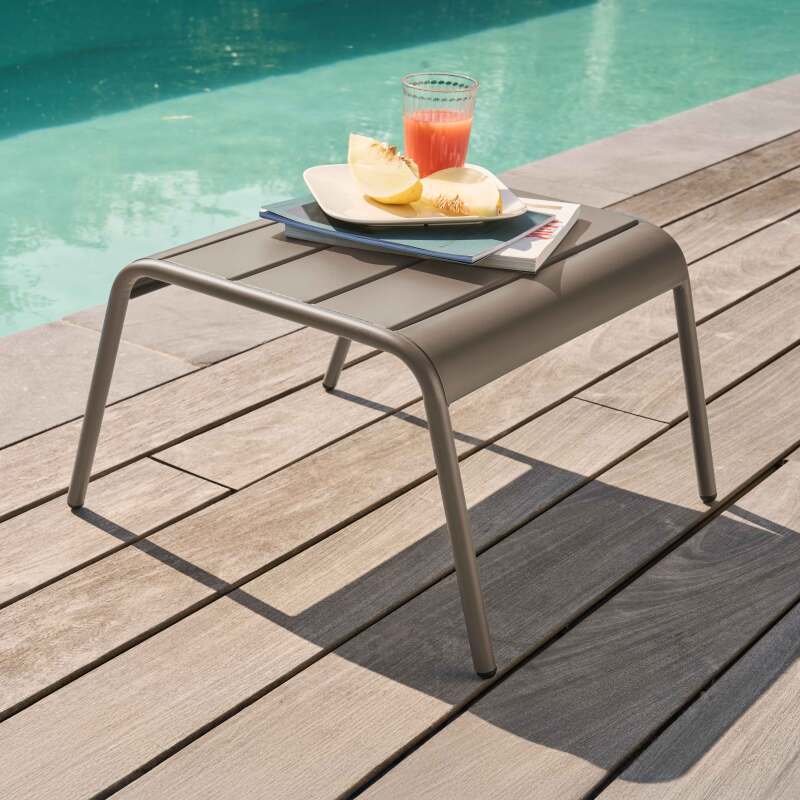 Reposapiés de metal - Lifestyle