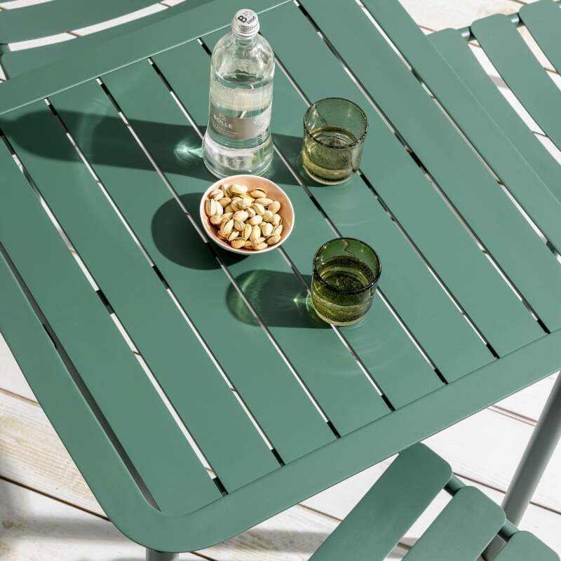 Mesa cuadrada apilable de aluminio para terraza 70 x 70 cm (3/7)